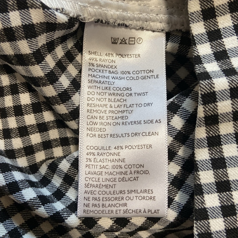 Urban Outfitters Gingham Mini Skirt with Pockets Size Extra Small - Picture 8 of 9